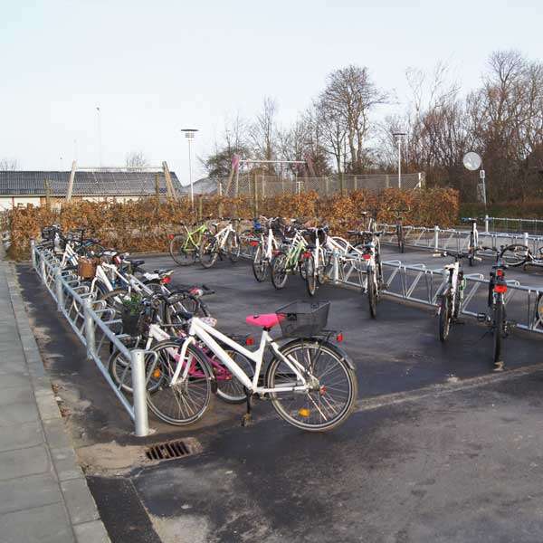 Cykelparkering til ethvert behov | Cykelstativer til skråparkering | Falco-DK - enkeltsidet cykelstativ, skråparkering | image #3 |  
